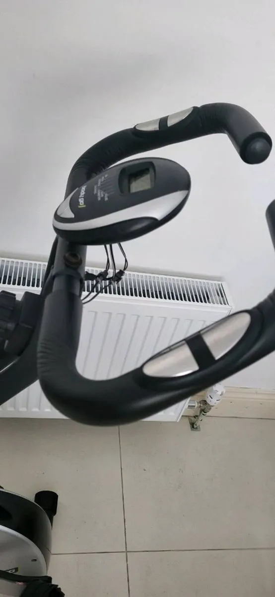 Exercise bike - Image 3