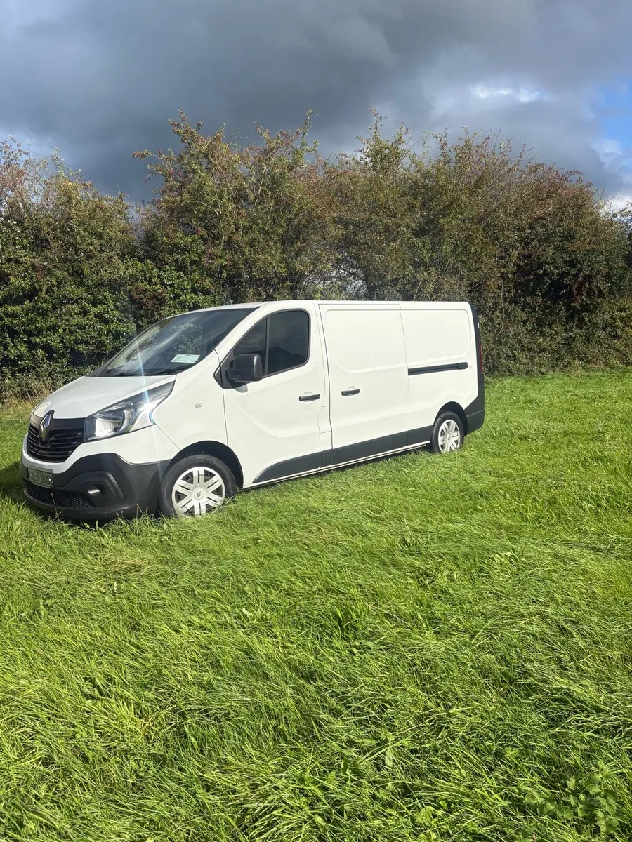 Renault Trafic - Image 1