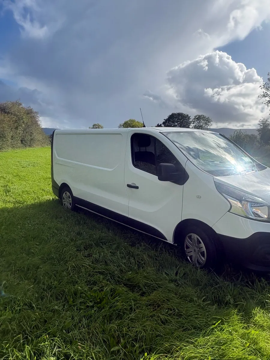 Renault Trafic - Image 3