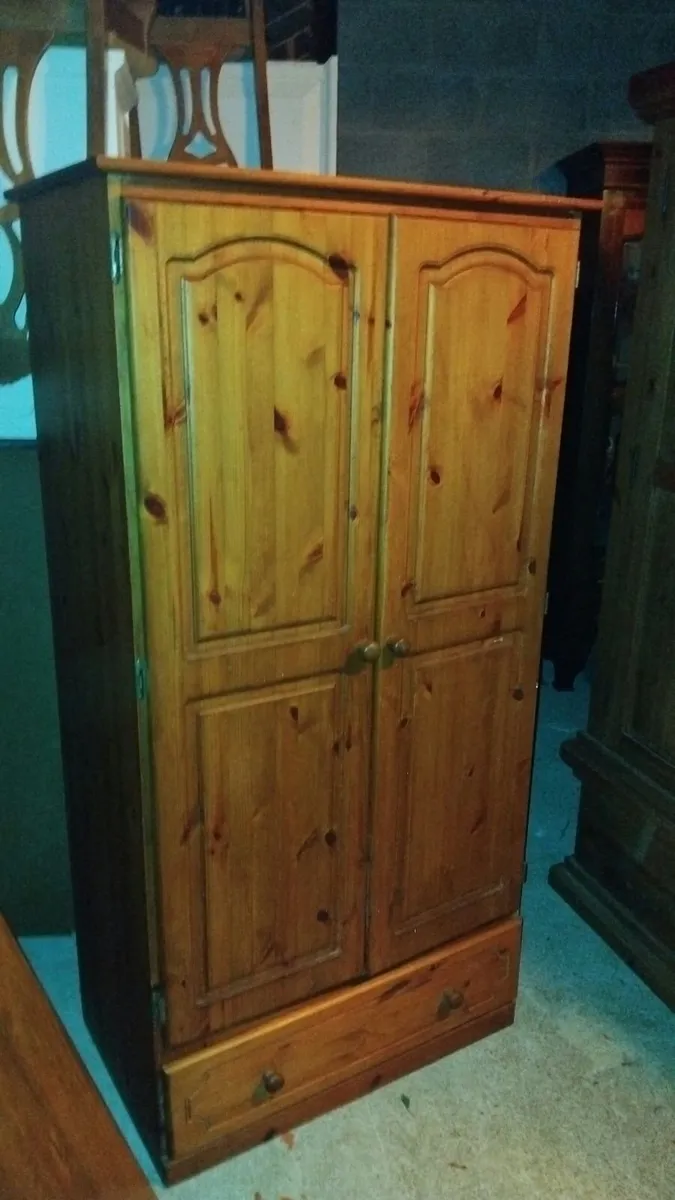 Pine wardrobe - Image 1