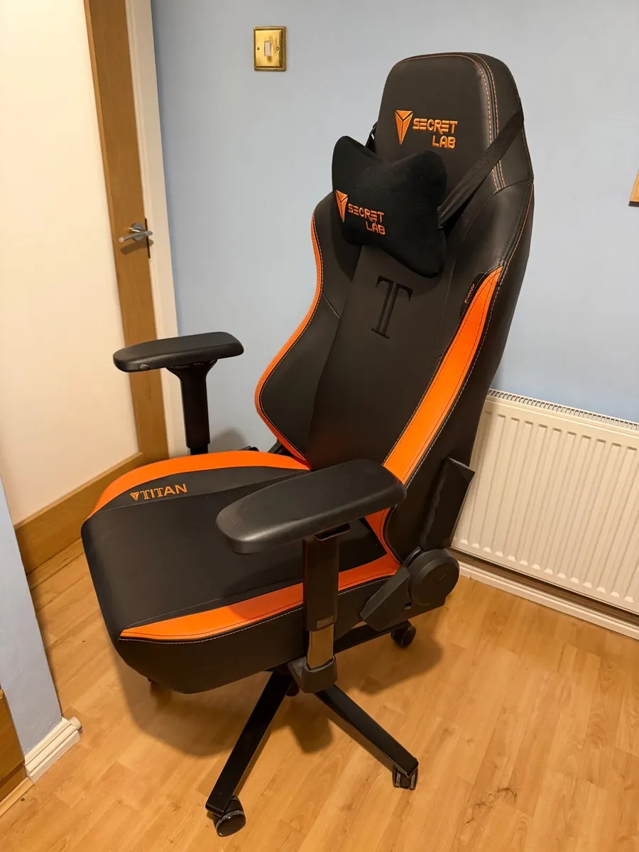Gaming Chair - Image 3