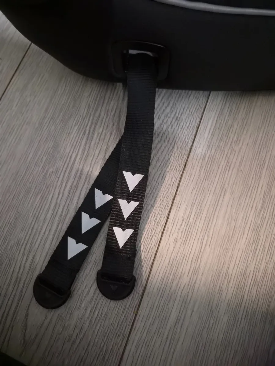 Car seat - Image 4