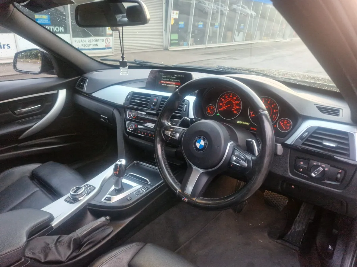 Bmw 330e msport for breaking - Image 3