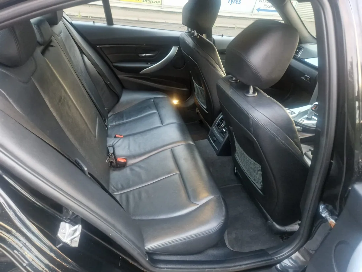 Bmw 330e msport for breaking - Image 4