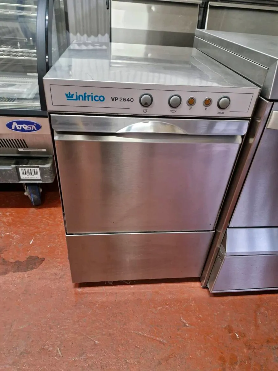 Infrico Glasswasher 40x40 - Image 3