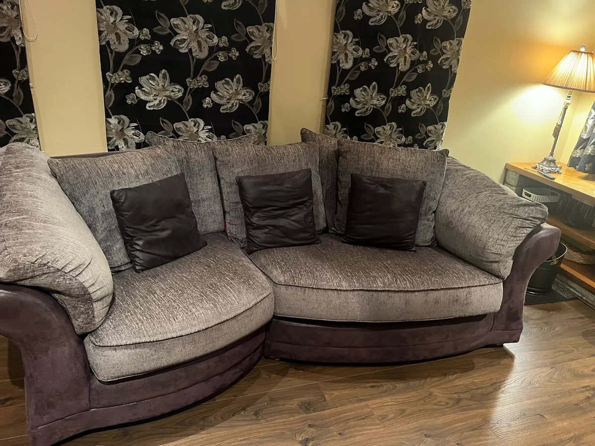 3&2 seater sofa - Image 1