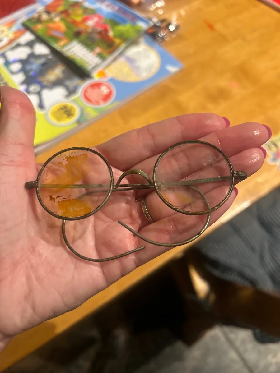 Antique reading glasses - Image 1