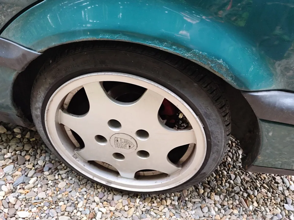 Volkswagen Passat 1995 2.0 manual - Image 3