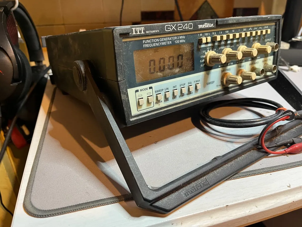 ITT Metrix GX240 Function Generator & Counter - Image 1
