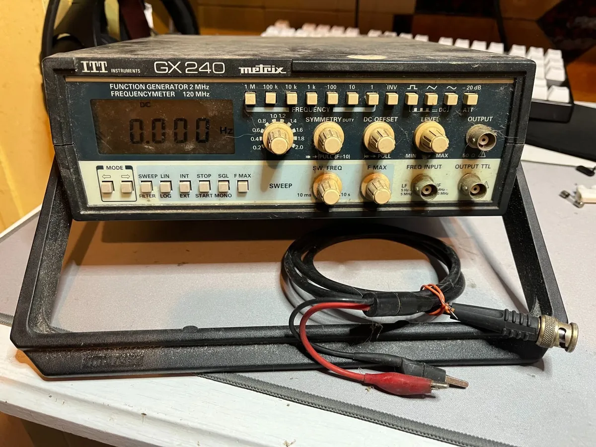 ITT Metrix GX240 Function Generator & Counter - Image 3
