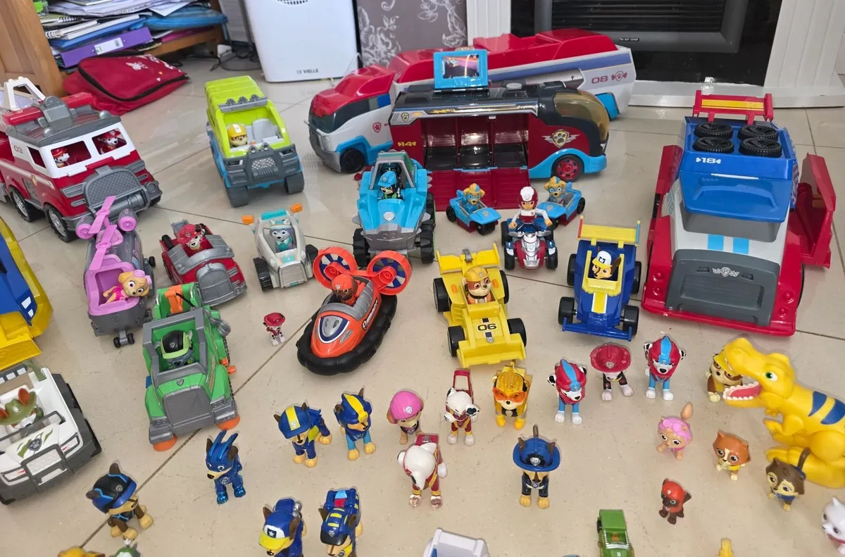 HUGE paw patrol Bundle - Image 1