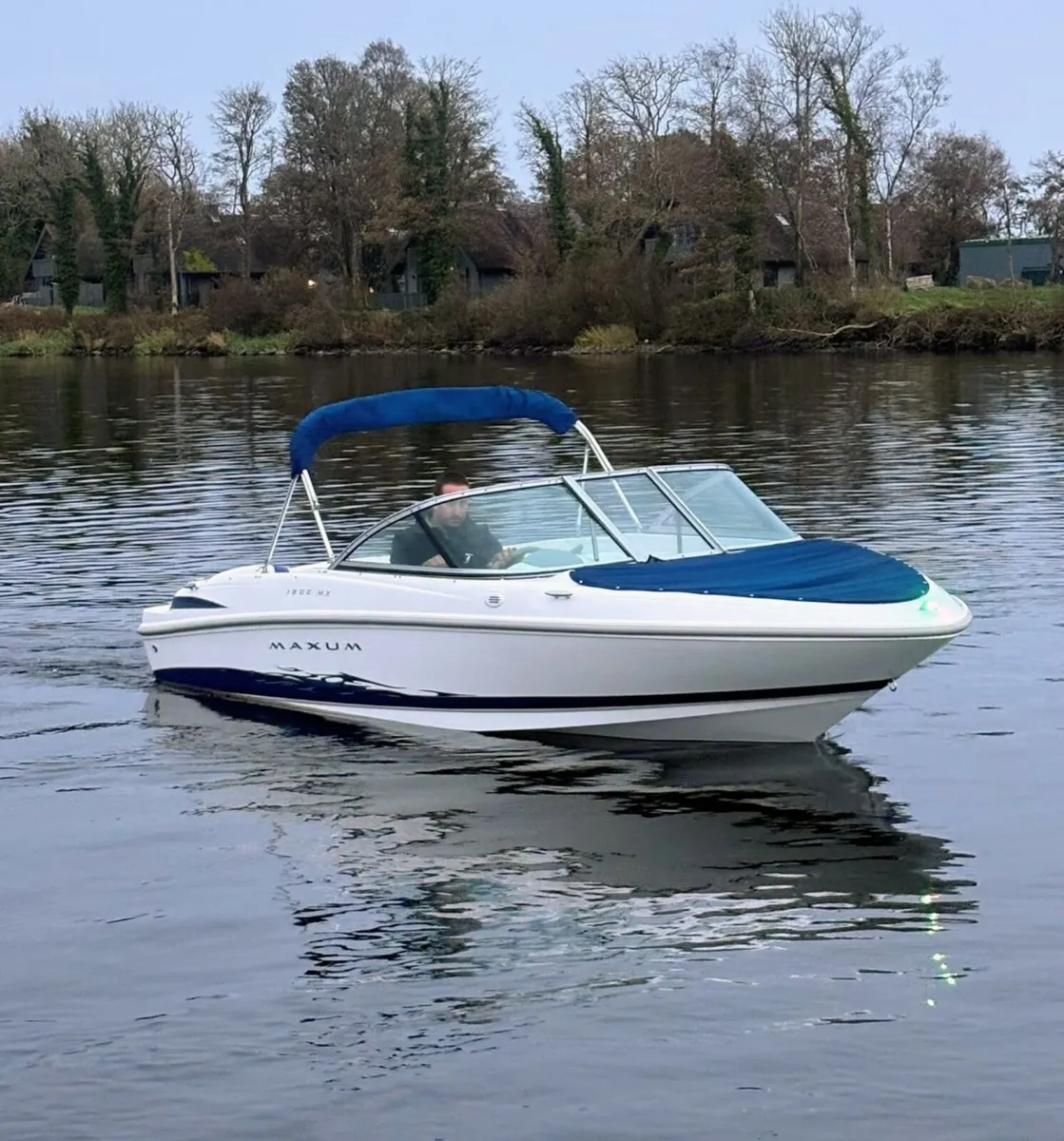 Maxum 1800mx bowrider speedboat 1 owner - Image 1