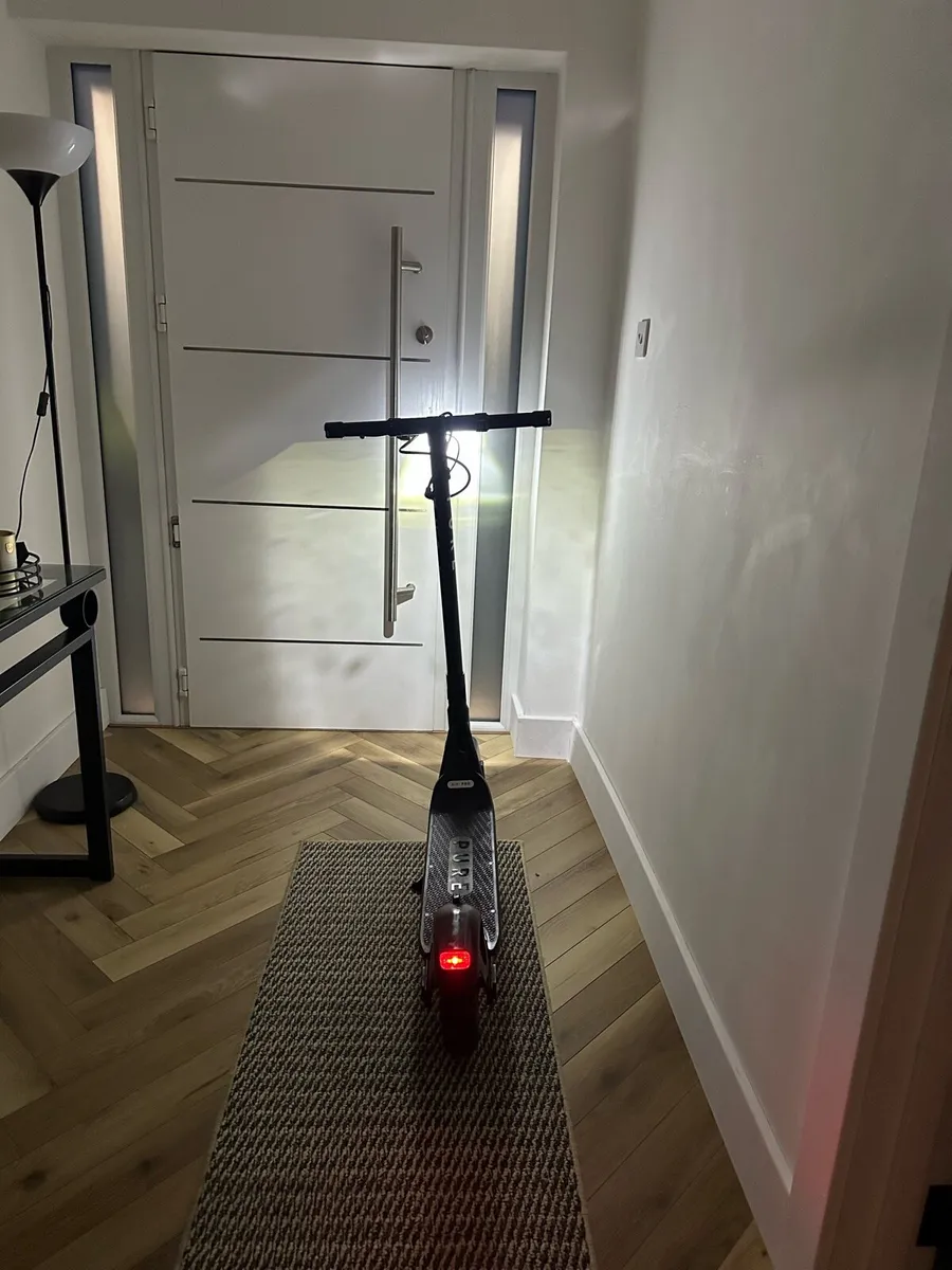 Pure electric scooter - Image 1