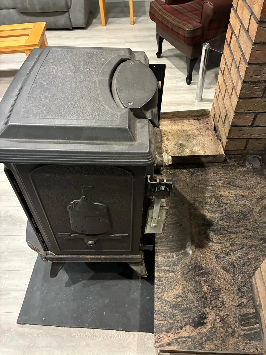 Stanley stove - Image 2