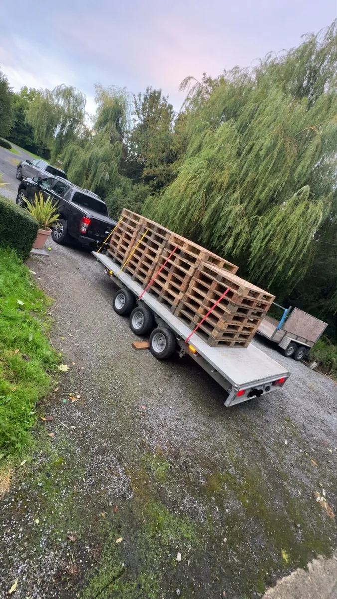 *Delivery available* top quality pallets - Image 1