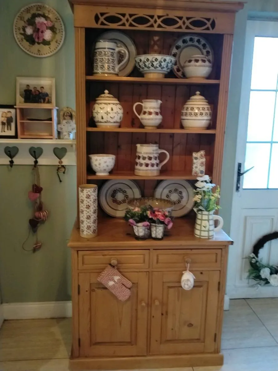 Solid kitchen dresser delivery arranged - Image 1