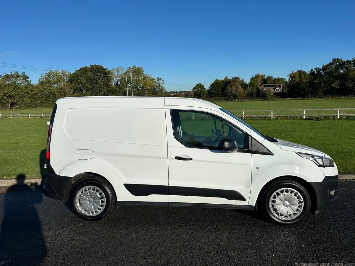 Ford Transit 2021 - Image 2