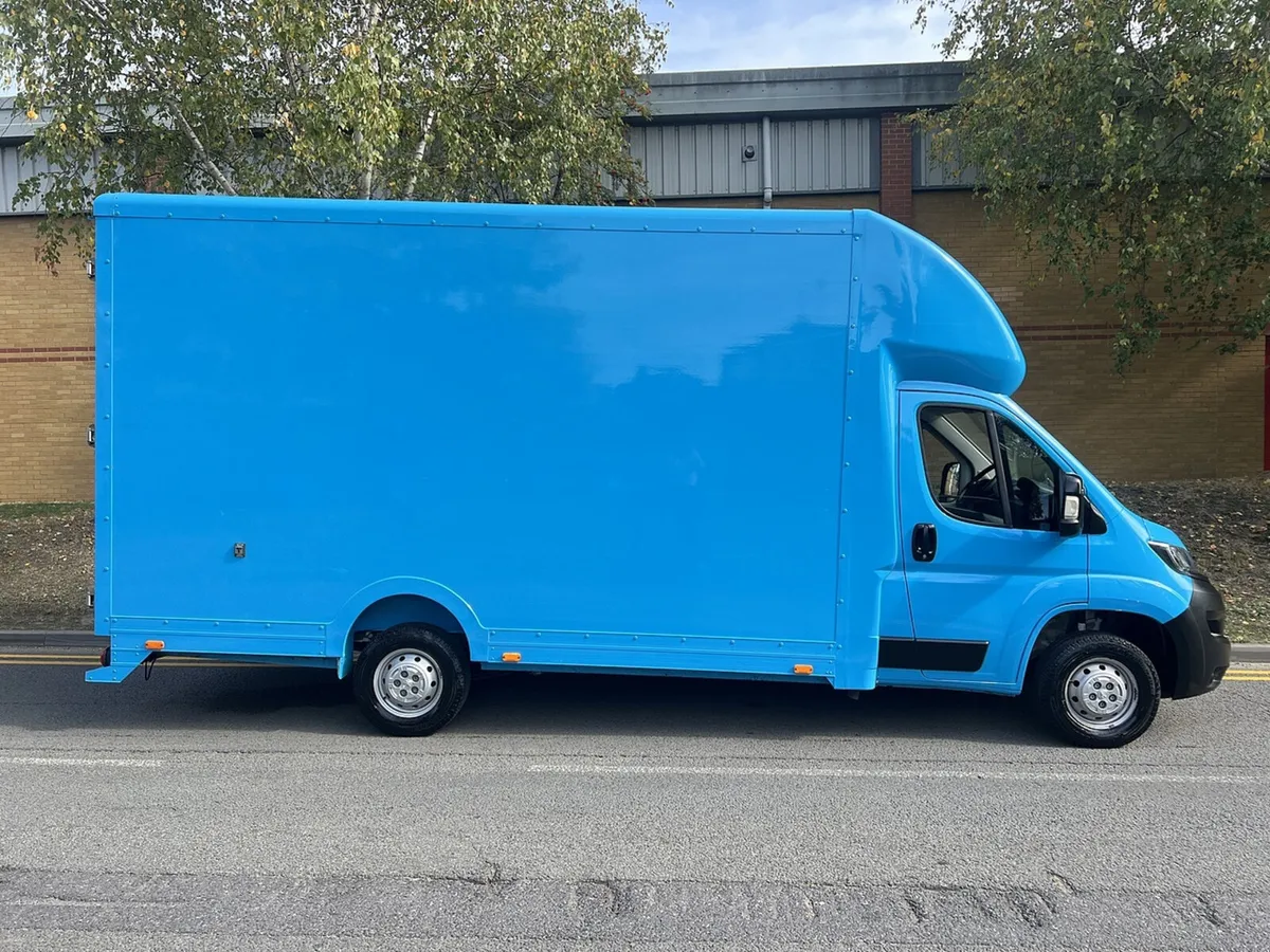 2023 Peugeot Boxer Luton Low Loader Van - Image 1