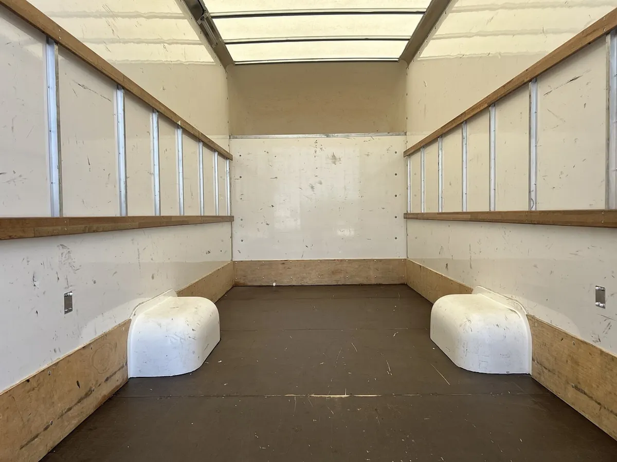 2023 Peugeot Boxer Luton Low Loader Van - Image 3