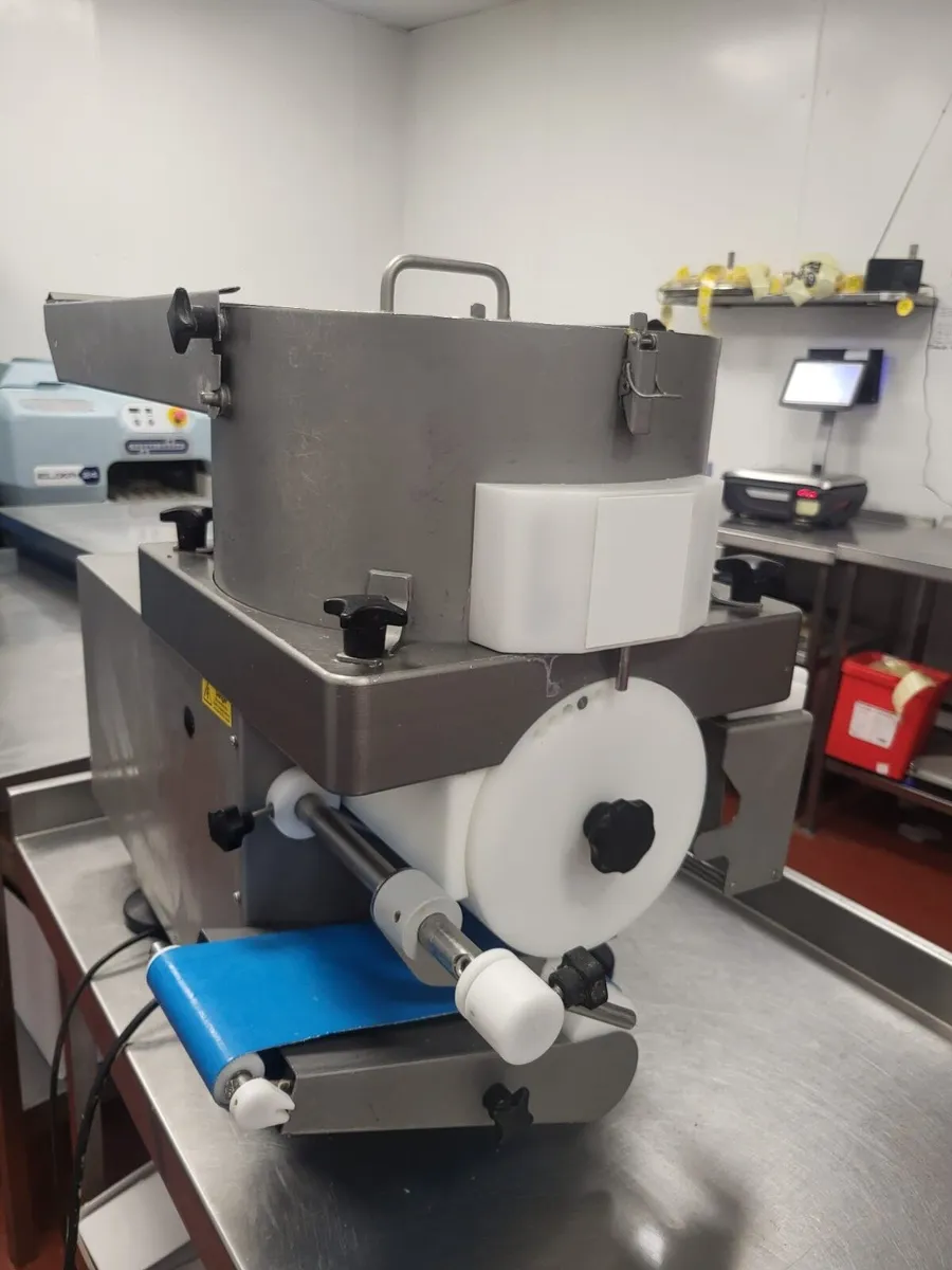 Electric burger machine - Image 1