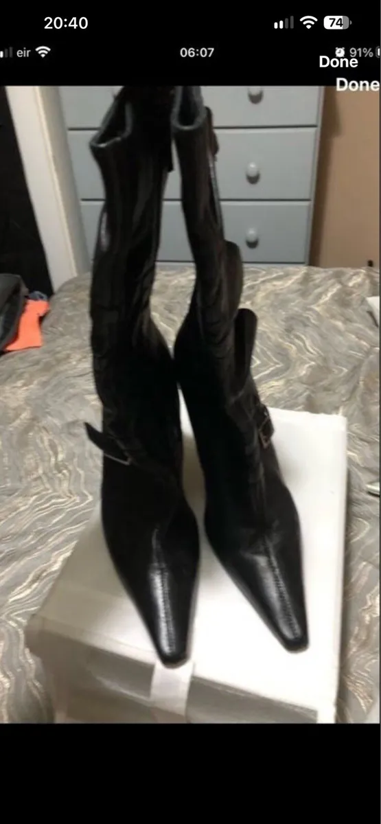 Ladies leather boots size 5 €5 - Image 2