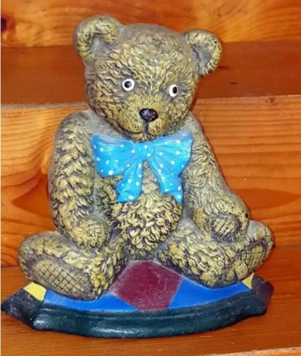Vintage Cast Iron Teddy Doorstop – Wright Studio's - Image 3
