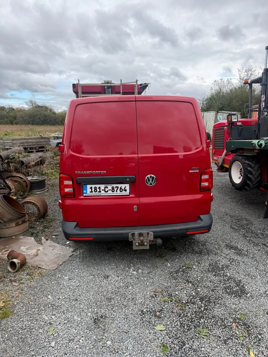 2018 Volkswagen transporter - Image 3