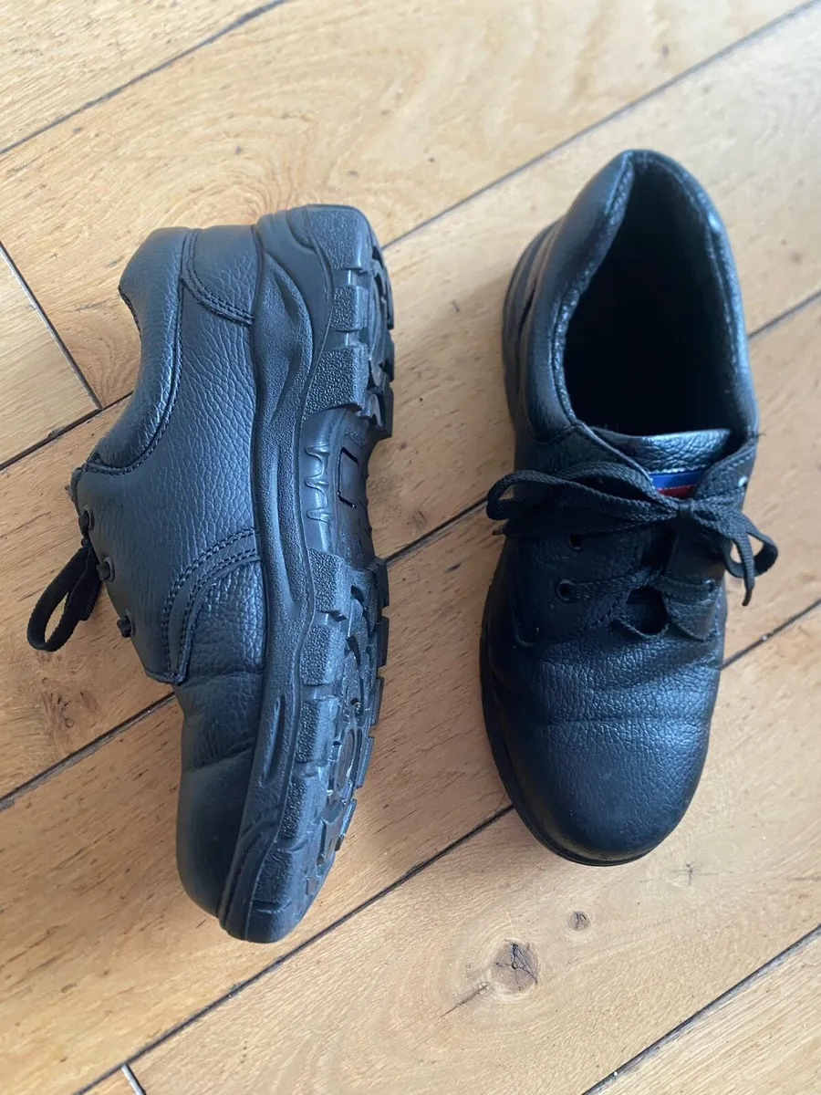 Hard toe work shoes - Image 2