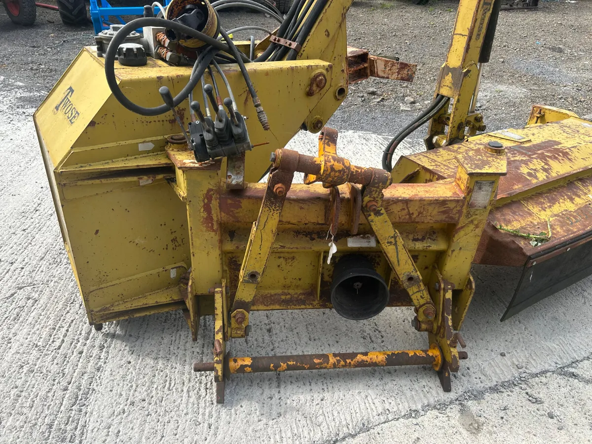 Twose 459 Hedgecutter - Image 4