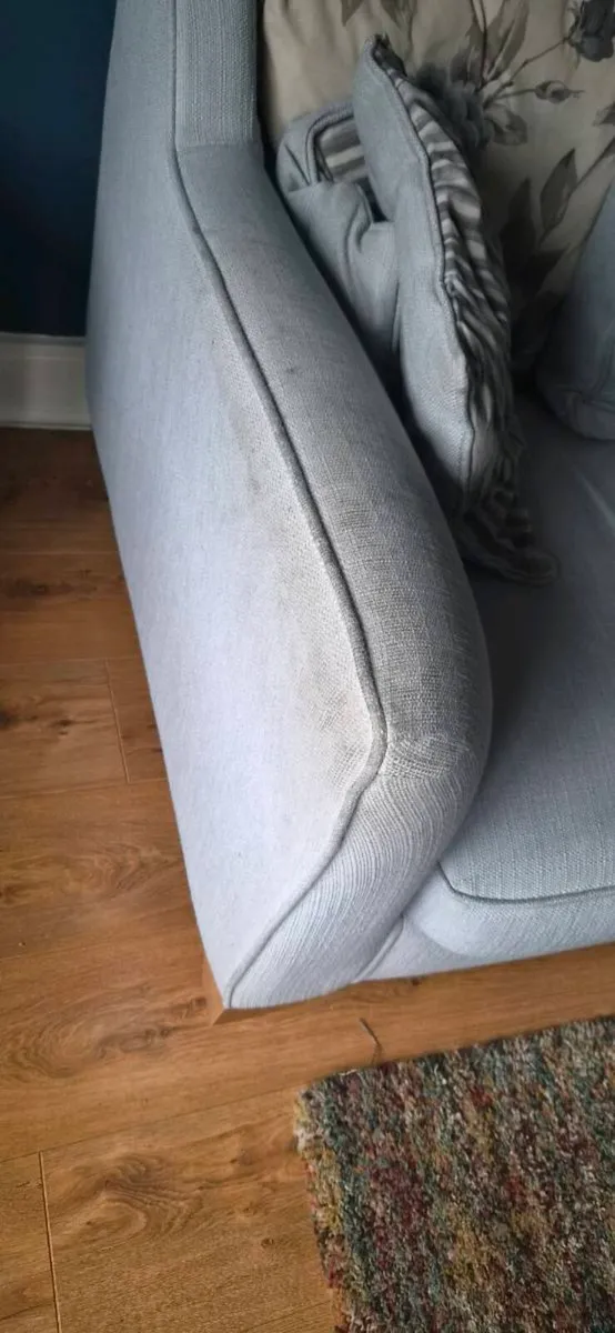 3 and 2 seater couch - Image 4