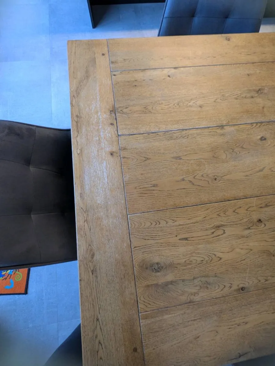 Dining table - Image 3