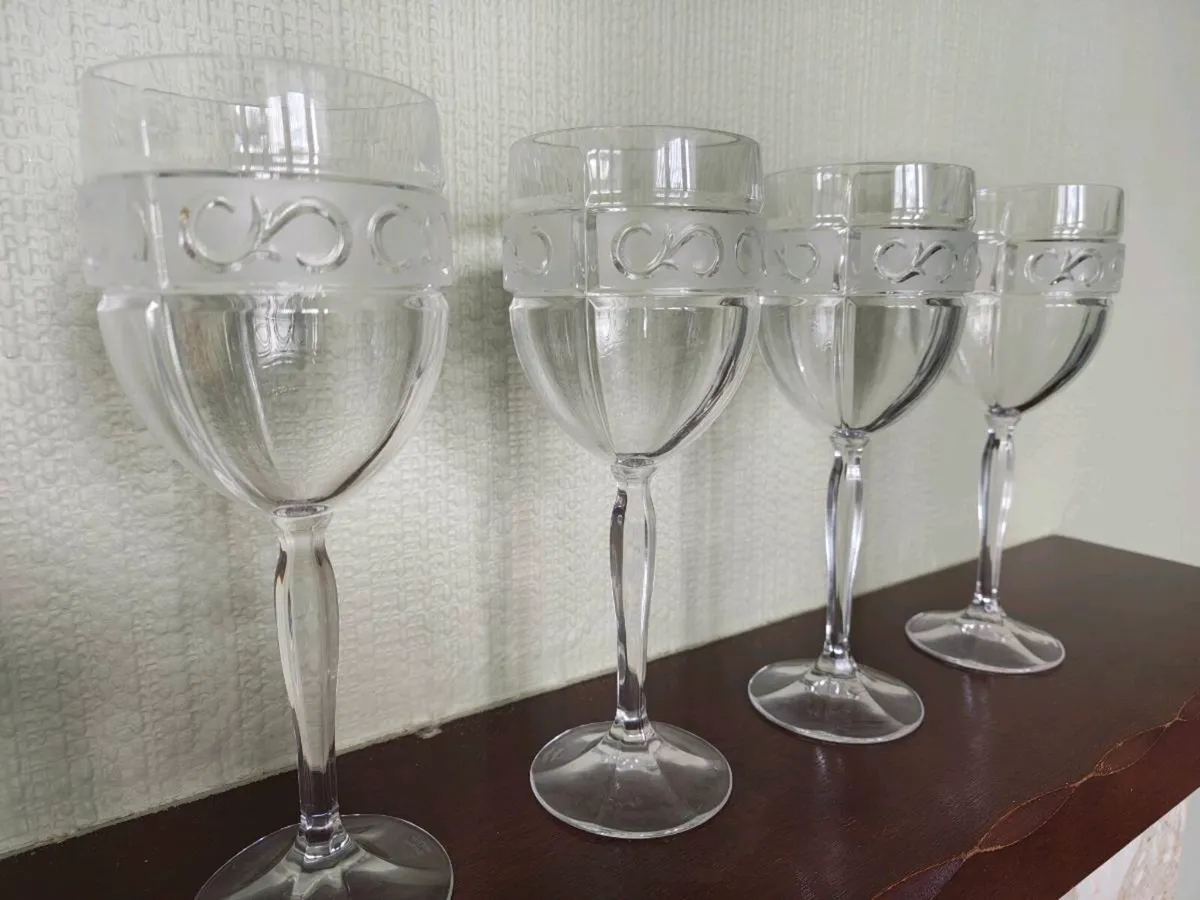 4 Marquis by Waterford Crystal Wine Glasses - Image 2