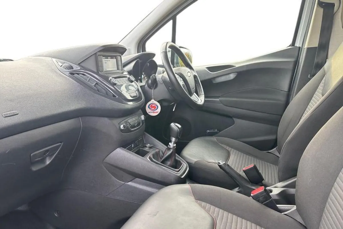 Ford Courier 1.5 TDCi Sport Panel Van 5dr Diesel M - Image 3