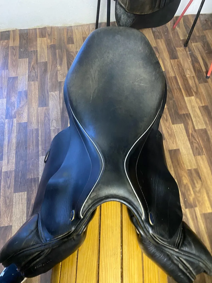 John Whitaker black Leather saddle - Image 4