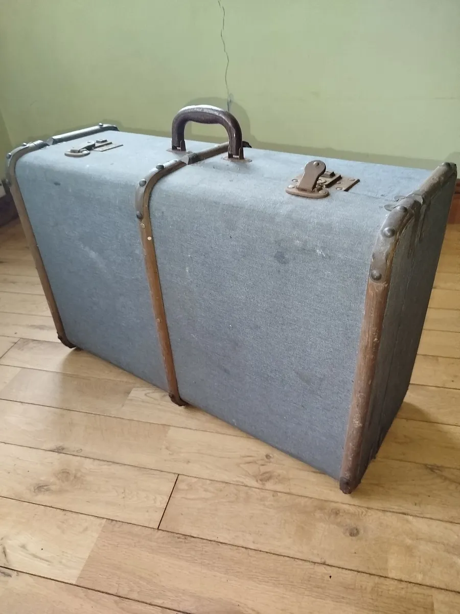 Vintage Suitcase - Image 3