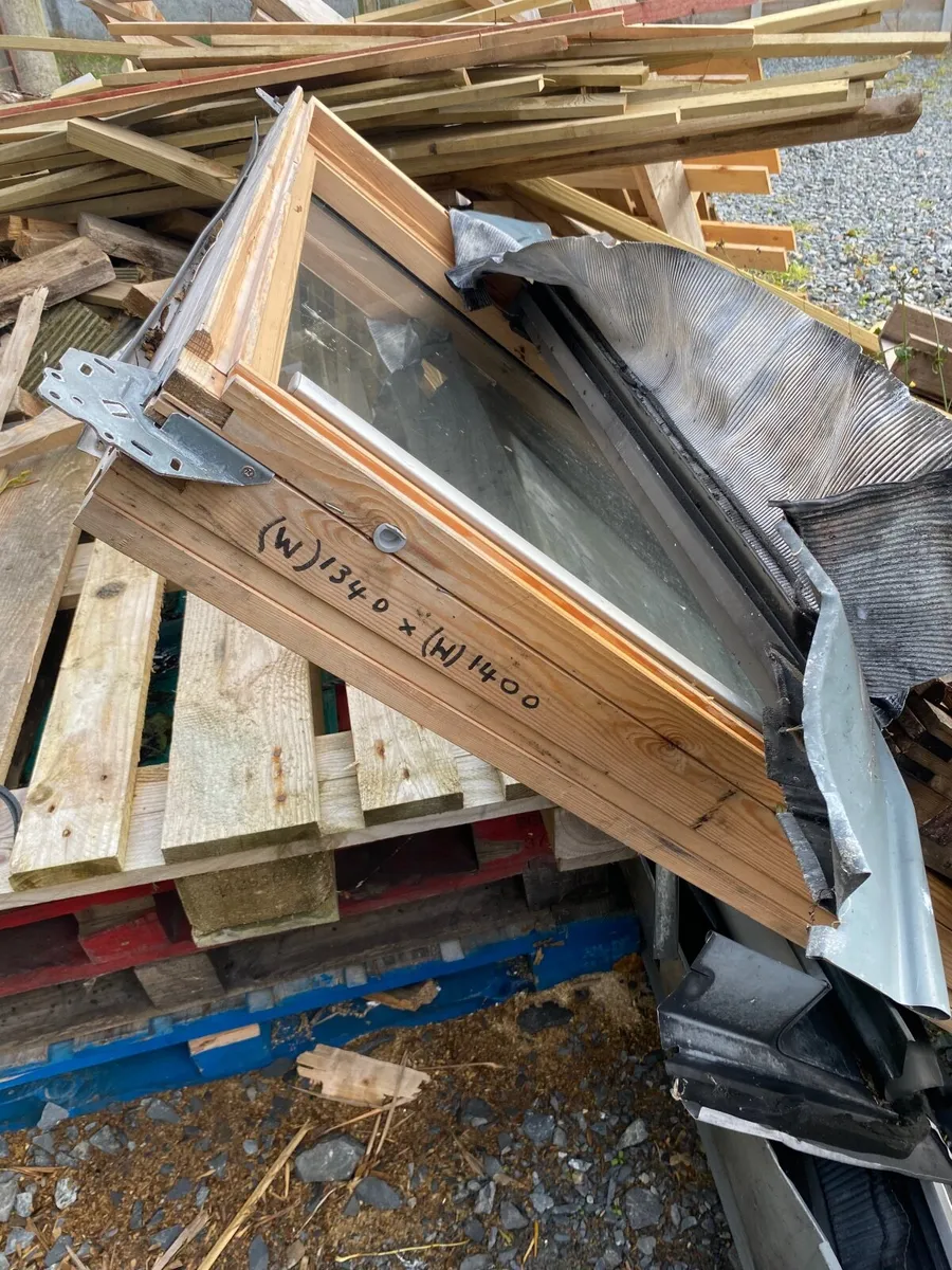 Various velux roof windows - Image 4