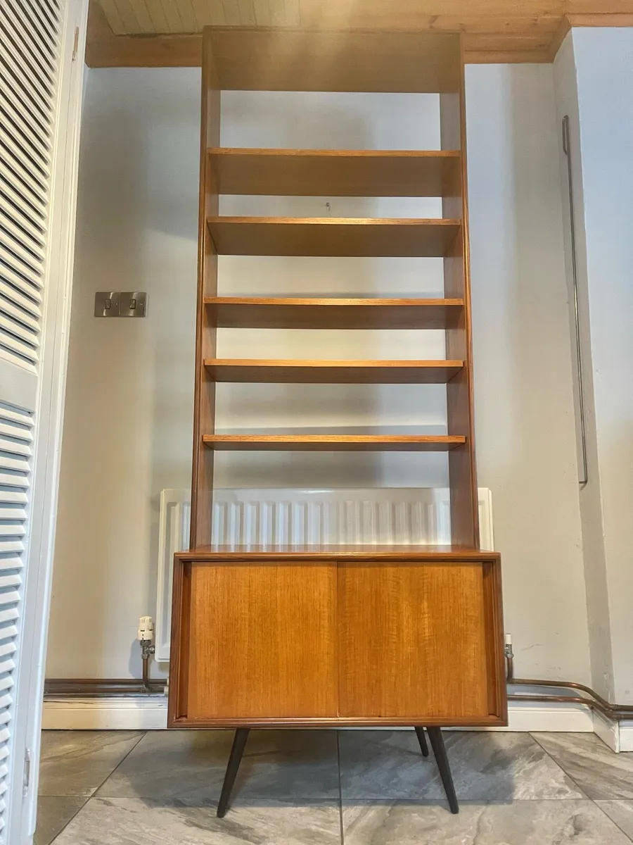 Mid century G plan bookcase plus - Image 1