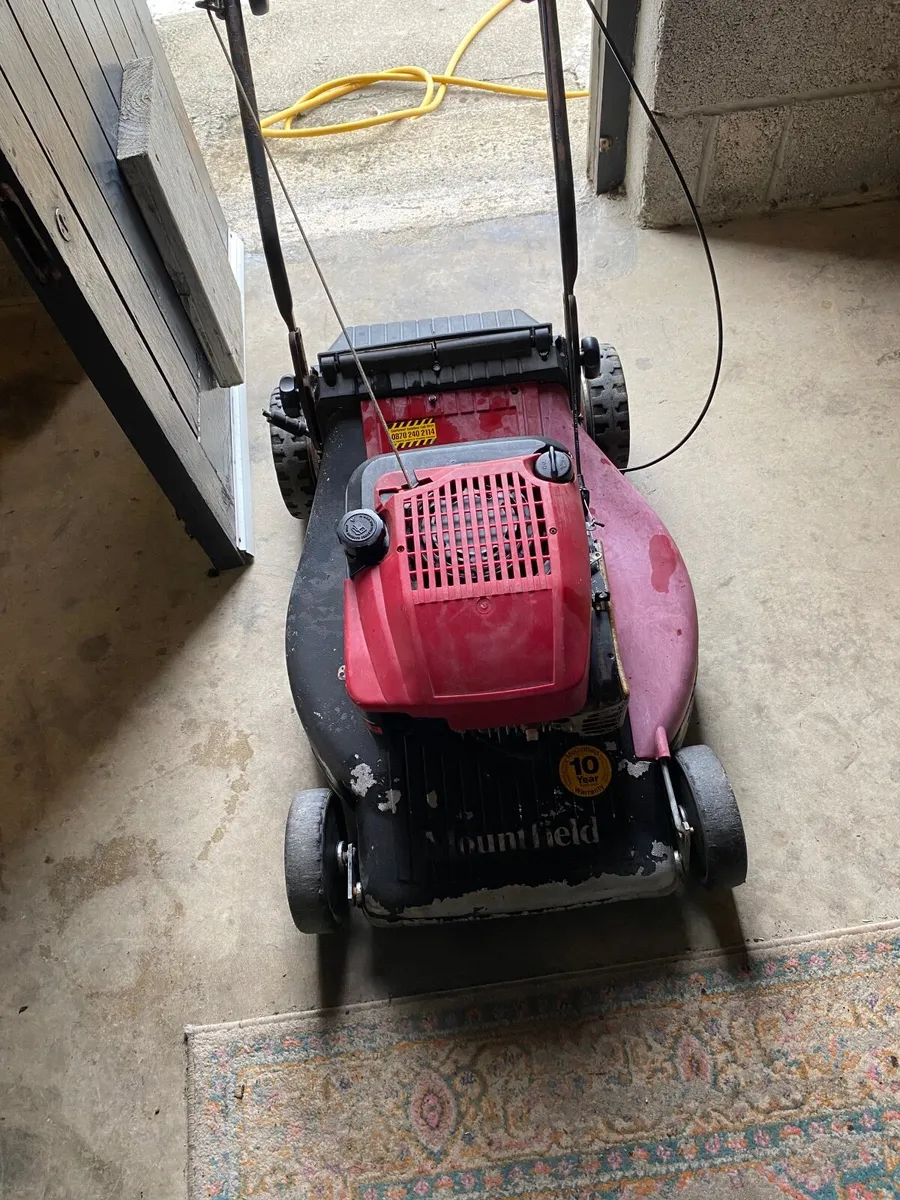 Lawnmower