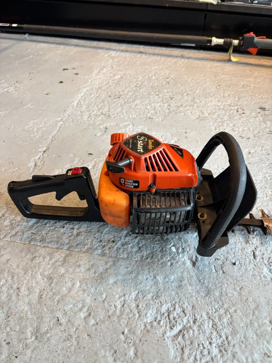 TANAKA PETROL HEDGETRIMMER - FOR SALE - Image 3