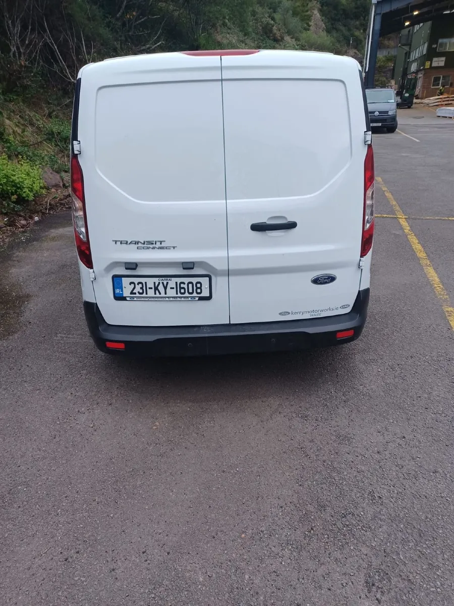 Ford Transit 2023 - Image 3