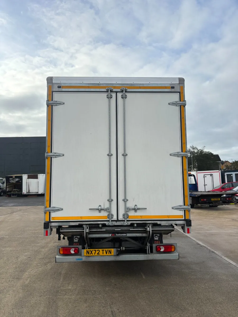 2023 DAF LF 45 180 7.5T Curtainsider - Image 3