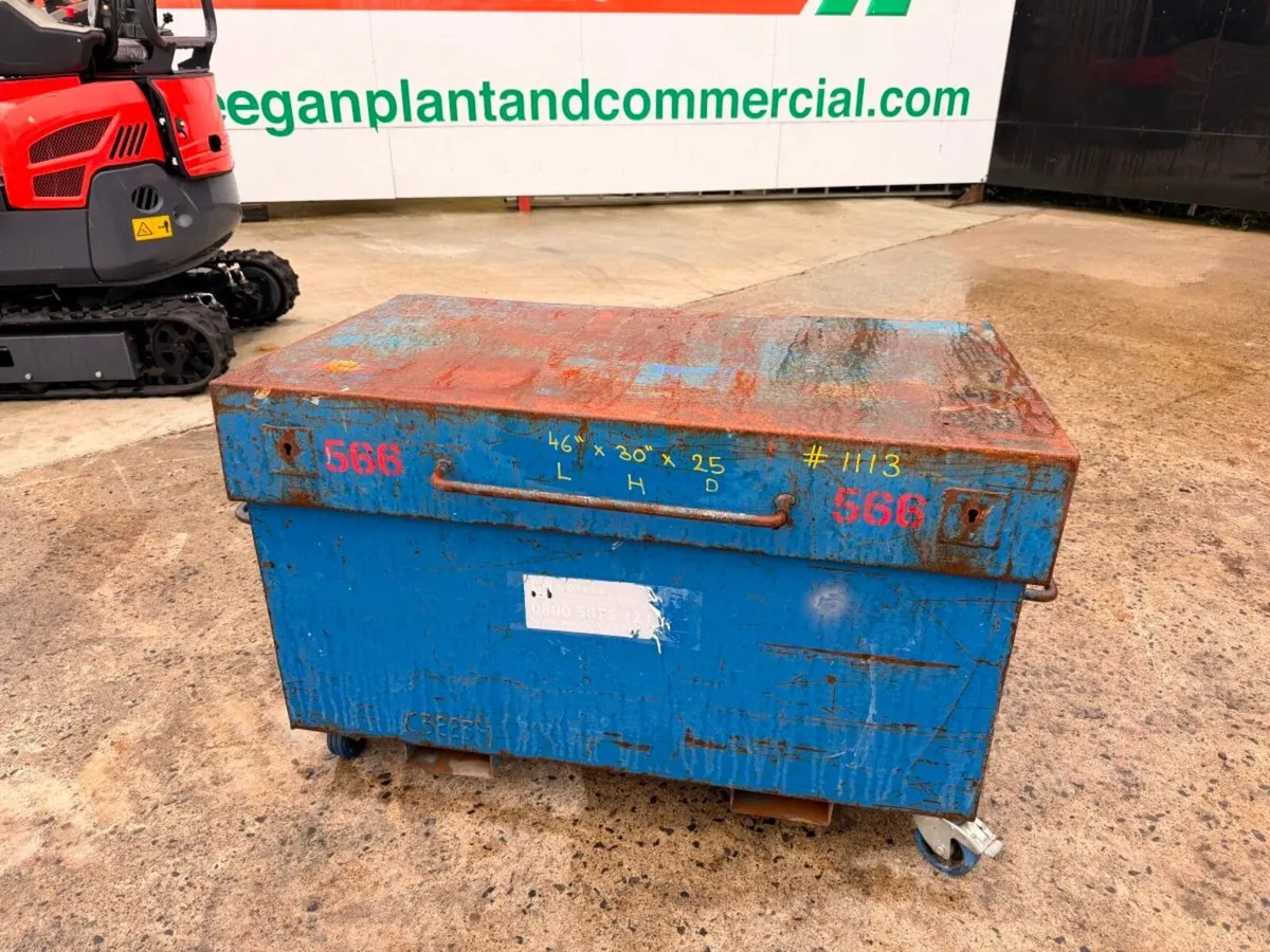 Heavy Duty Steel Site Storage Box / Tool Chest on - Image 2