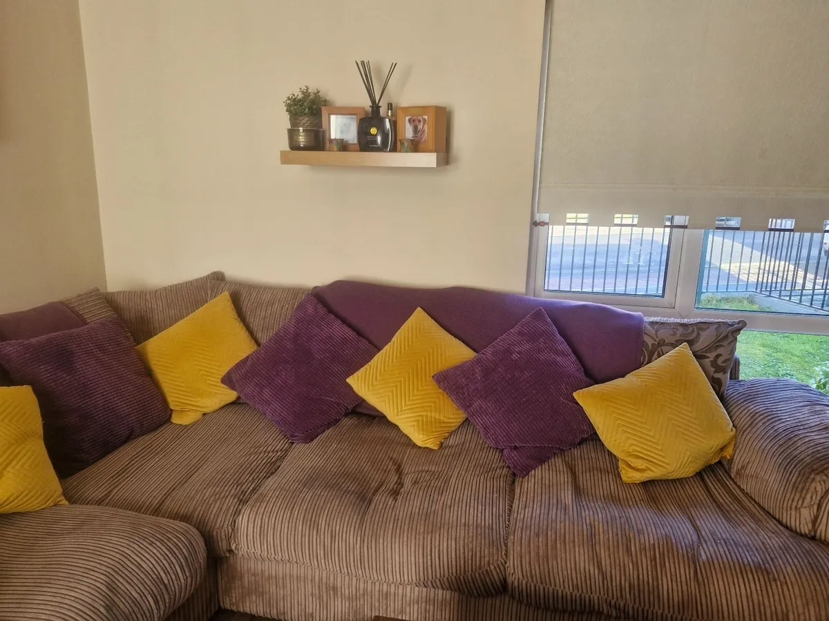 Corner Couch - Image 3