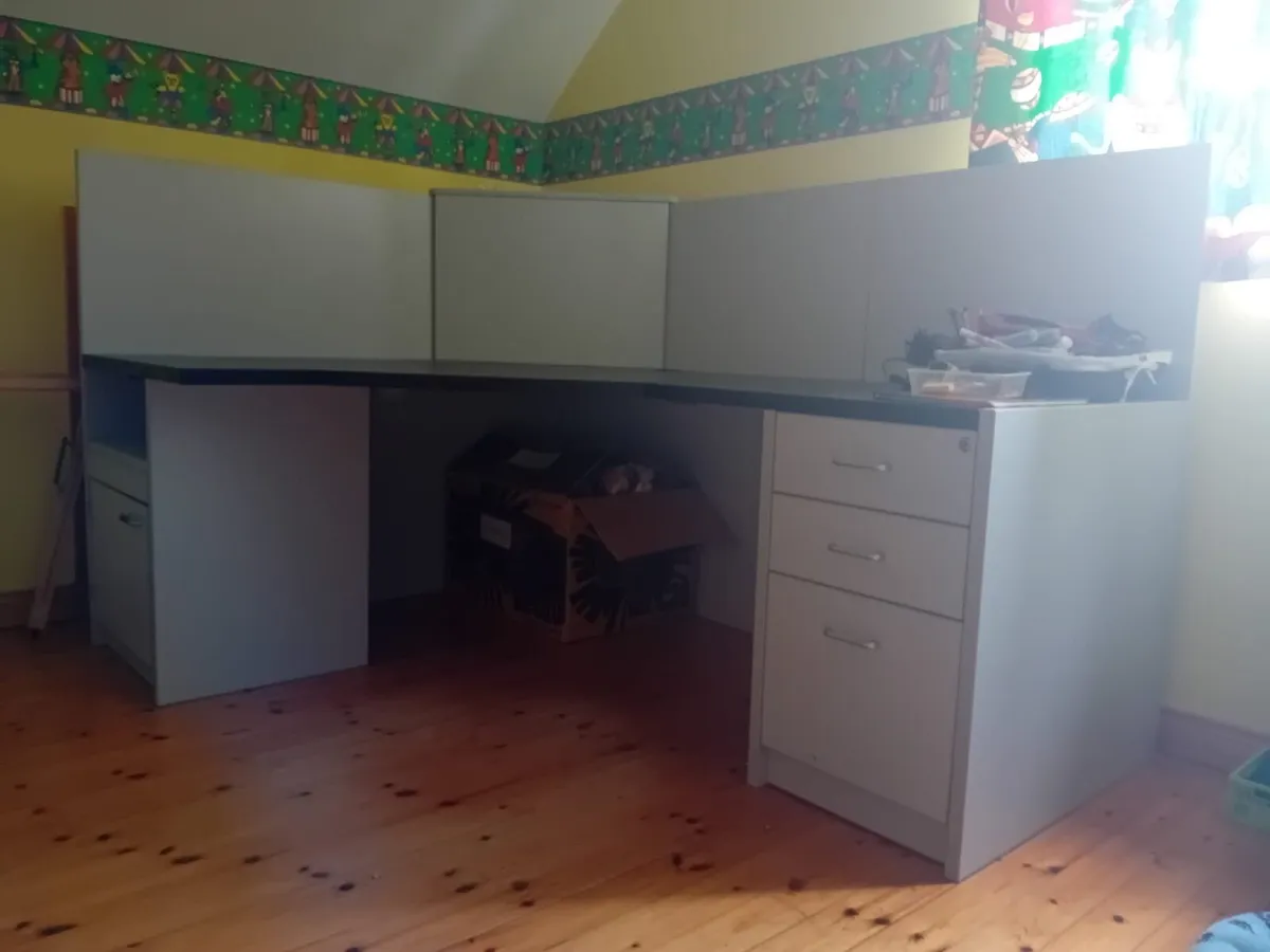 Office Desk