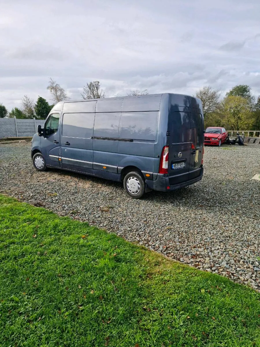 Long Wheel BaseVan - Image 3