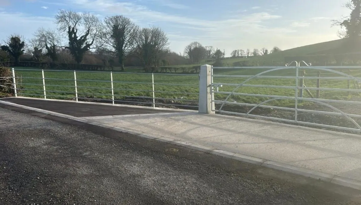 Estate Fencing - Ranch Fencing - Parkland Fencing - Image 1