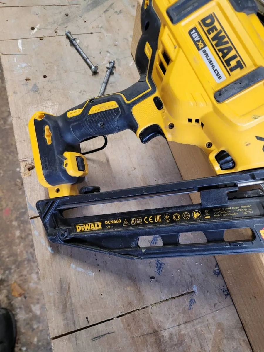 dewalt bail gun - Image 2