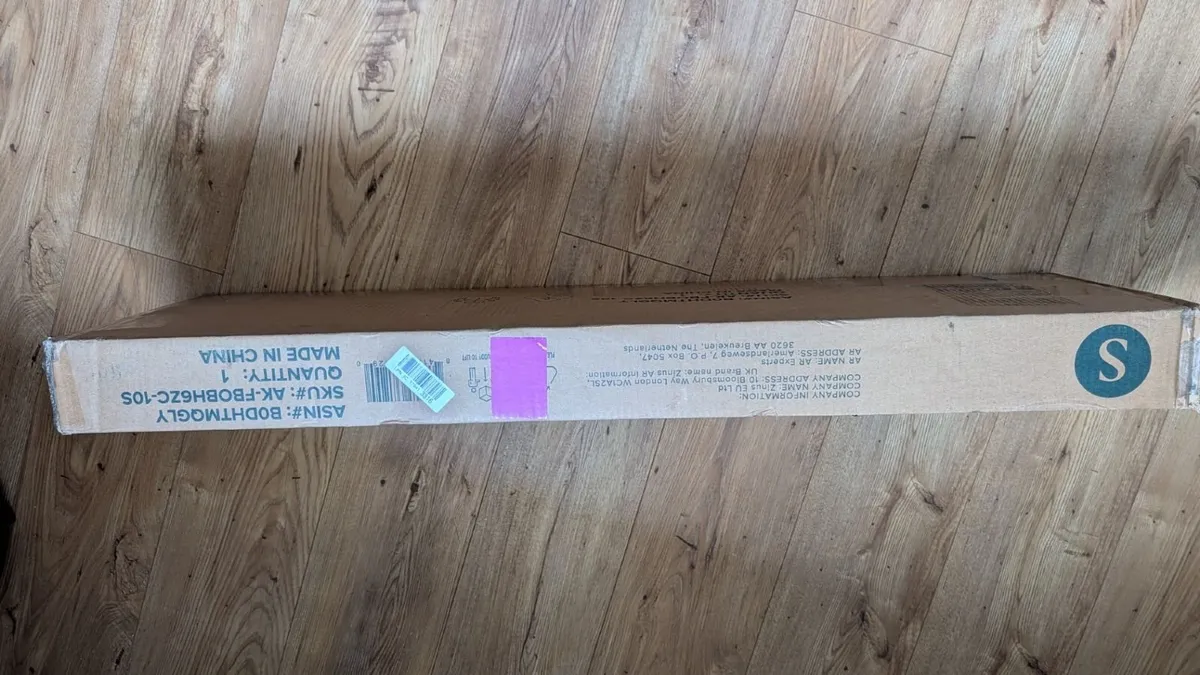 Zinus Kai Single Bed Frame 90x190 - New in Box - Image 2