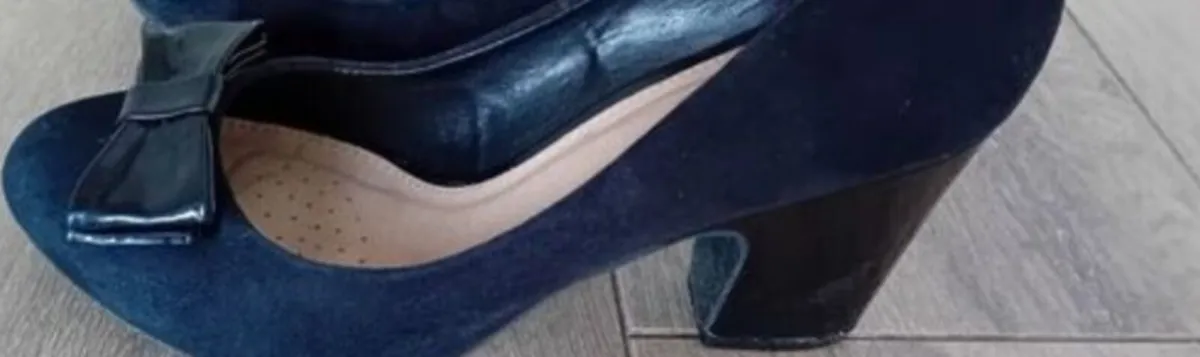 Ladies Christmas Heels - Image 3