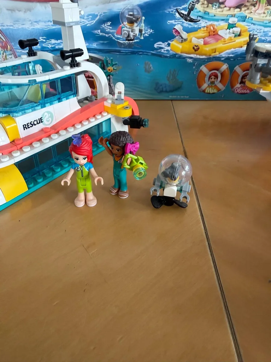 Lego Friends Rescue Boat - Image 3